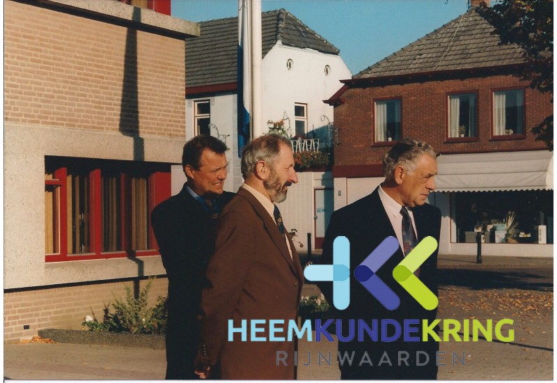 Lobith-Rijnwaarden CVK J.Kamminga op bezoek 25-09-1997 burgemeester W. Burgering F000005